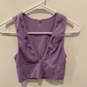 UO V neck purple crop top